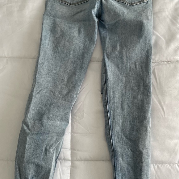 American Eagle skinny ripped jeans - Picture 3 of 3